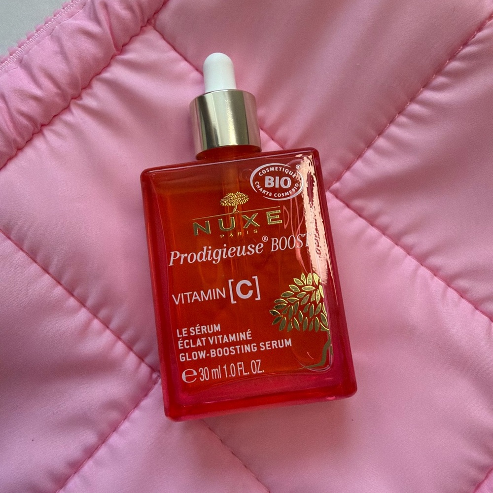 NEW NUXE Glow-Boosting Serum with vitamin Prodigieuse Boost